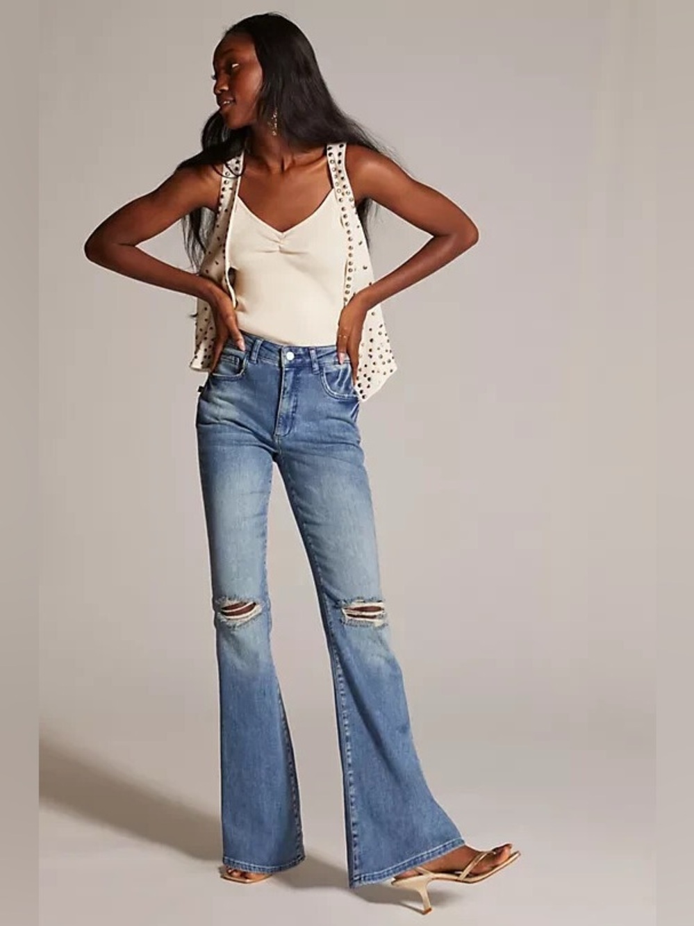 Anthropologie Pilcro The Icon Flare Jeans Distressed Medium Blue Size 26 Petite